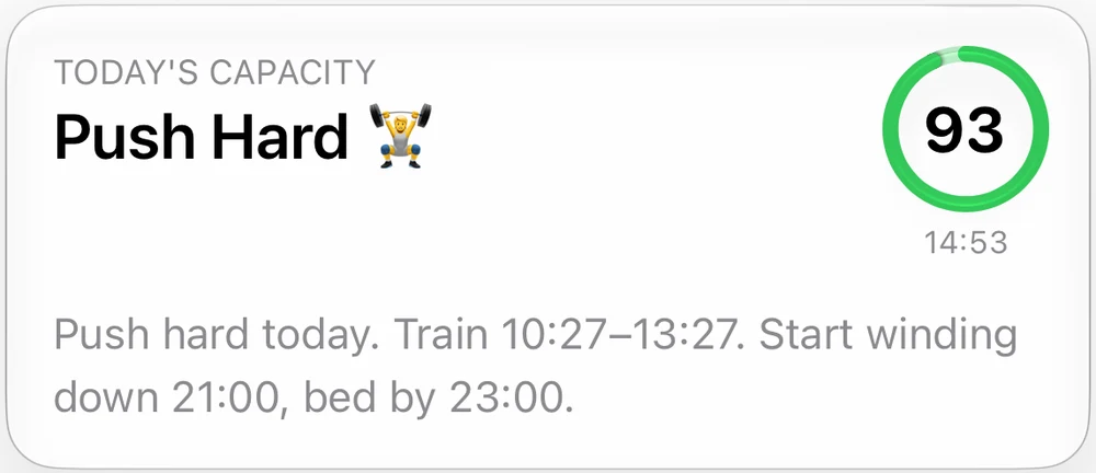 Body Insights Today's Capacity card showing a score of 93 with a suggested training window and bedtime.
